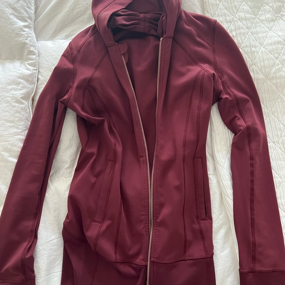 Lululemon jacket - Picture 2 of 4
